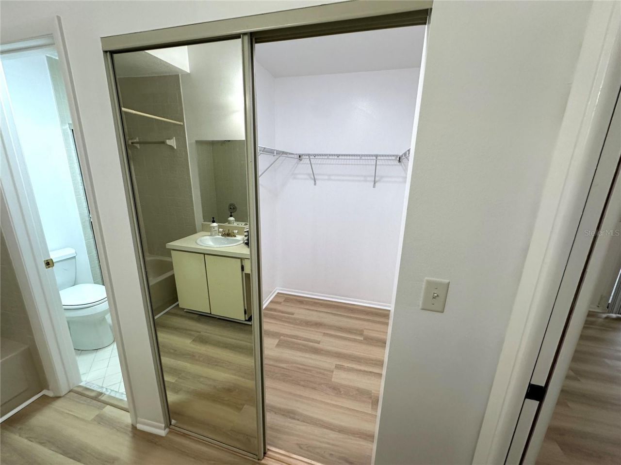 525 Oak Terrace, Unit 121, Altamonte Springs, FL 32701 Photo