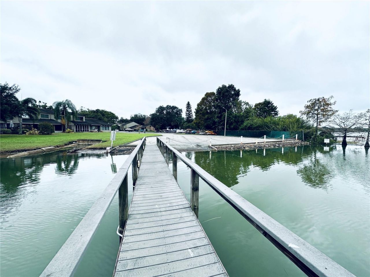 525 Oak Terrace, Unit 121, Altamonte Springs, FL 32701 Photo