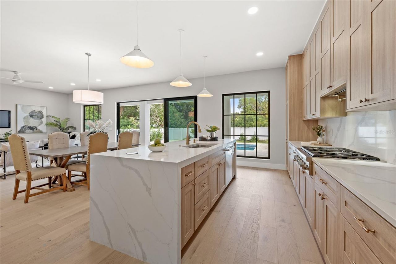 113 W Evans Street, Orlando, FL 32804 Photo