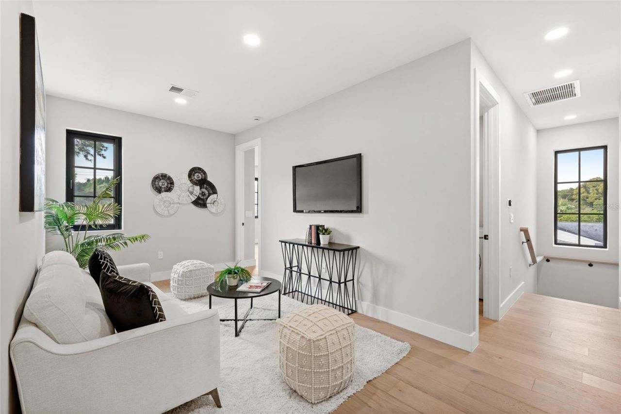 113 W Evans Street, Orlando, FL 32804 Photo