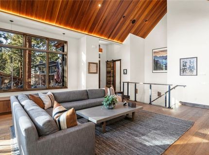 823 Ellen Court, Incline Village, NV 89451 Photo