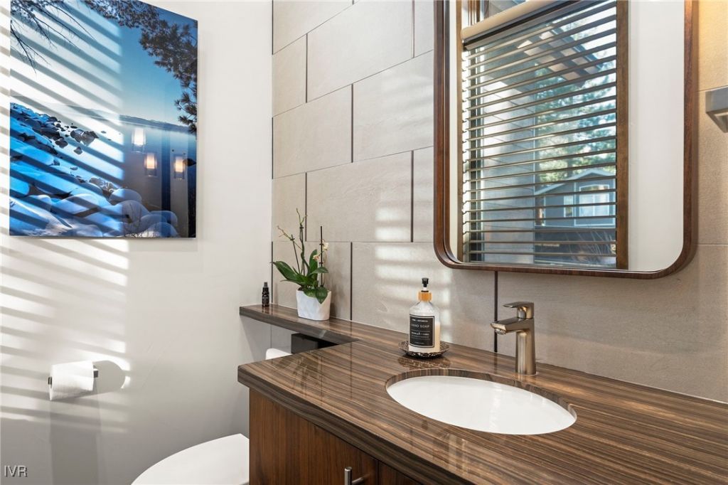 823 Ellen Court, Incline Village, NV 89451 Photo