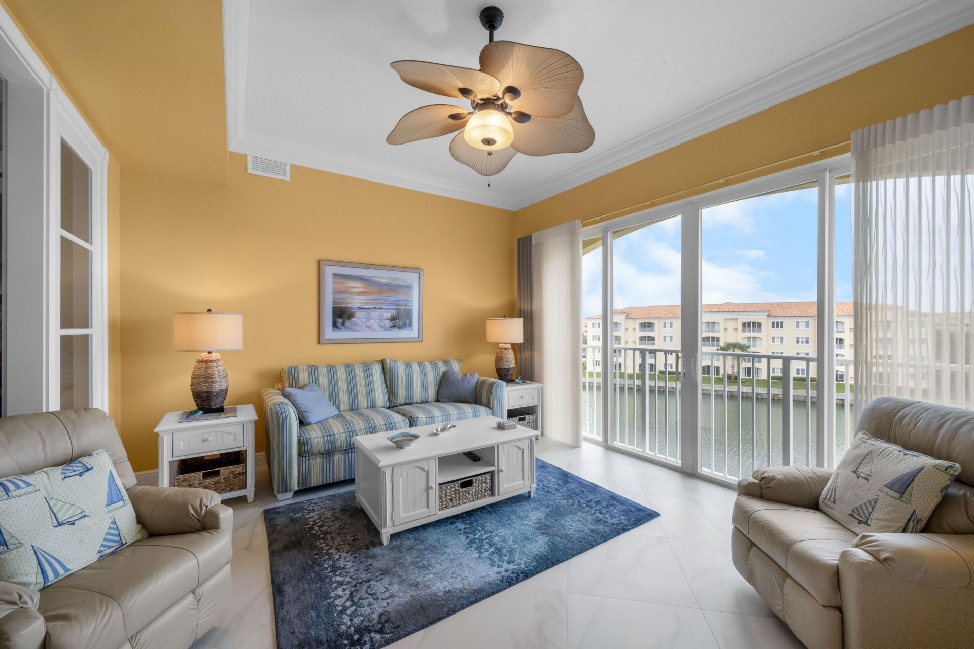 8 Harbour Isle Drive E, Unit Ph5, Fort Pierce, FL 34949 Photo