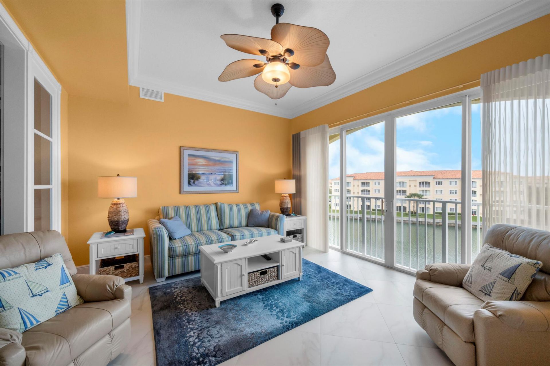 8 Harbour Isle Drive E, Unit Ph5, Fort Pierce, FL 34949 Photo