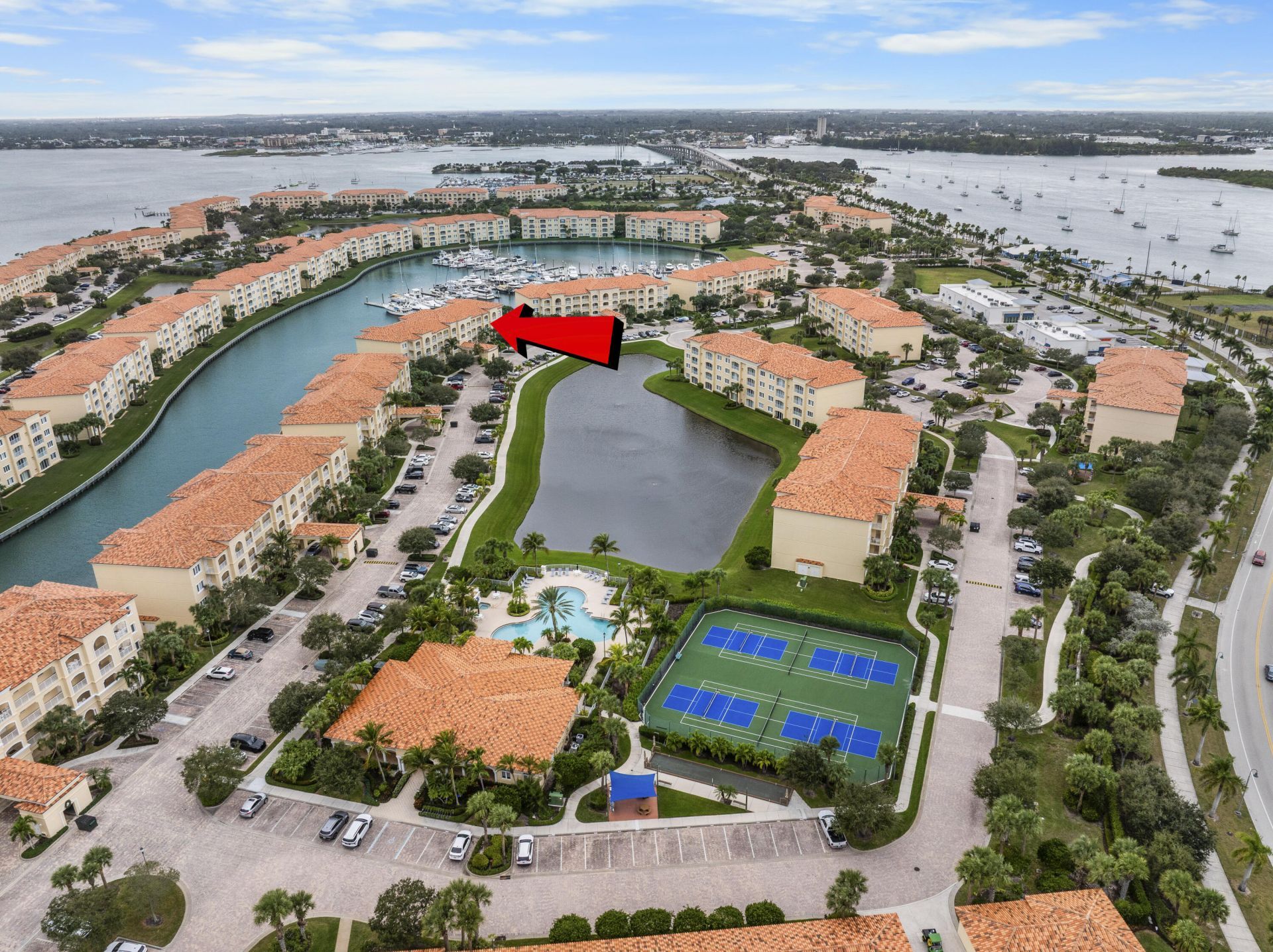 8 Harbour Isle Drive E, Unit Ph5, Fort Pierce, FL 34949 Photo