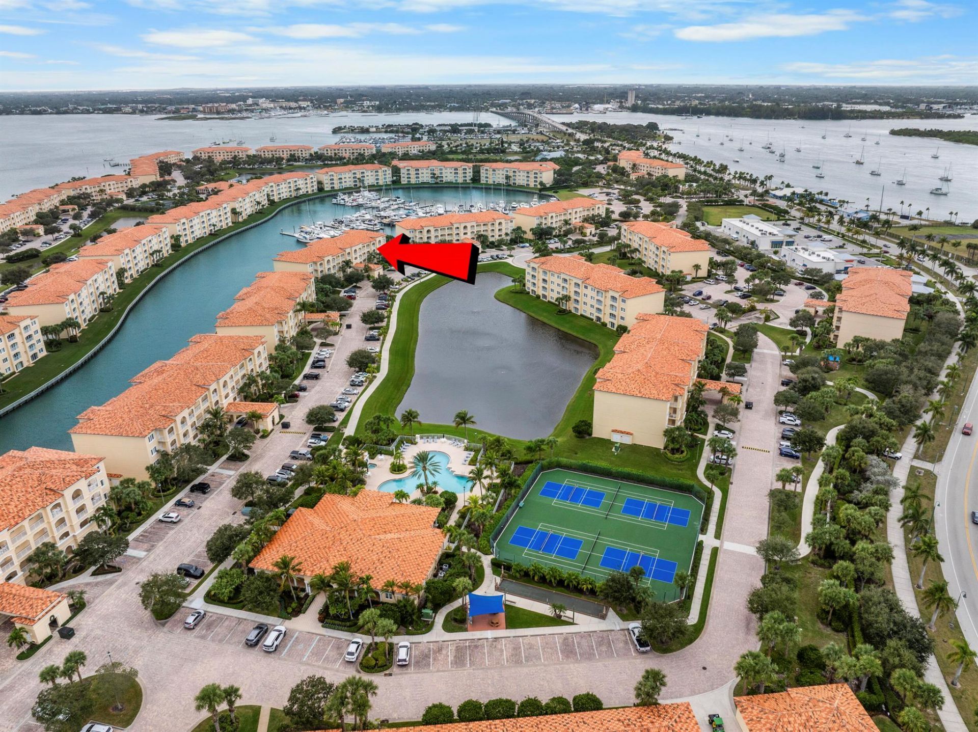 8 Harbour Isle Drive E, Unit Ph5, Fort Pierce, FL 34949 Photo