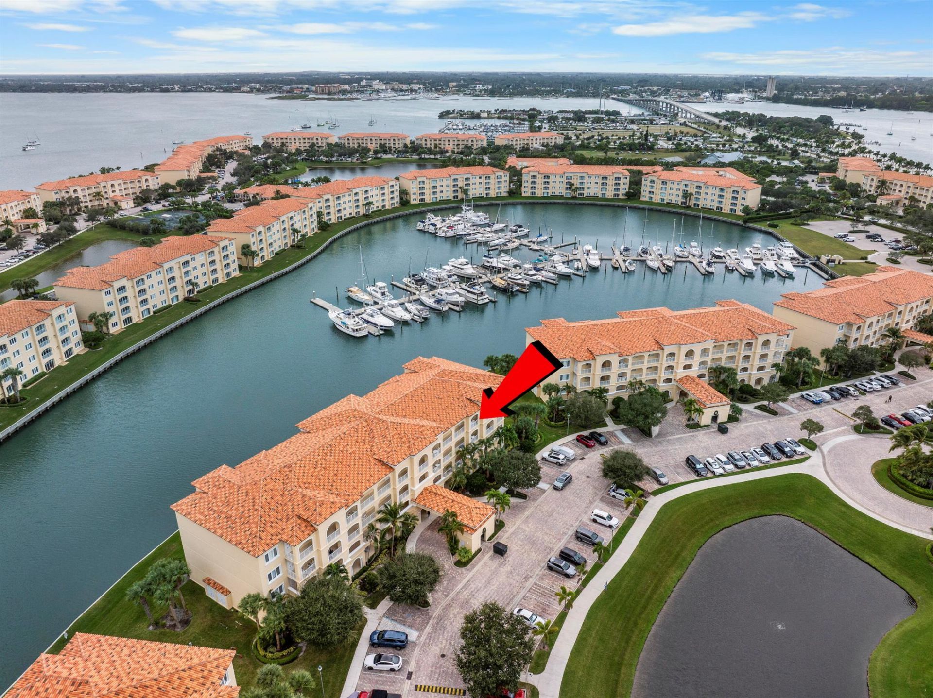 8 Harbour Isle Drive E, Unit Ph5, Fort Pierce, FL 34949 Photo