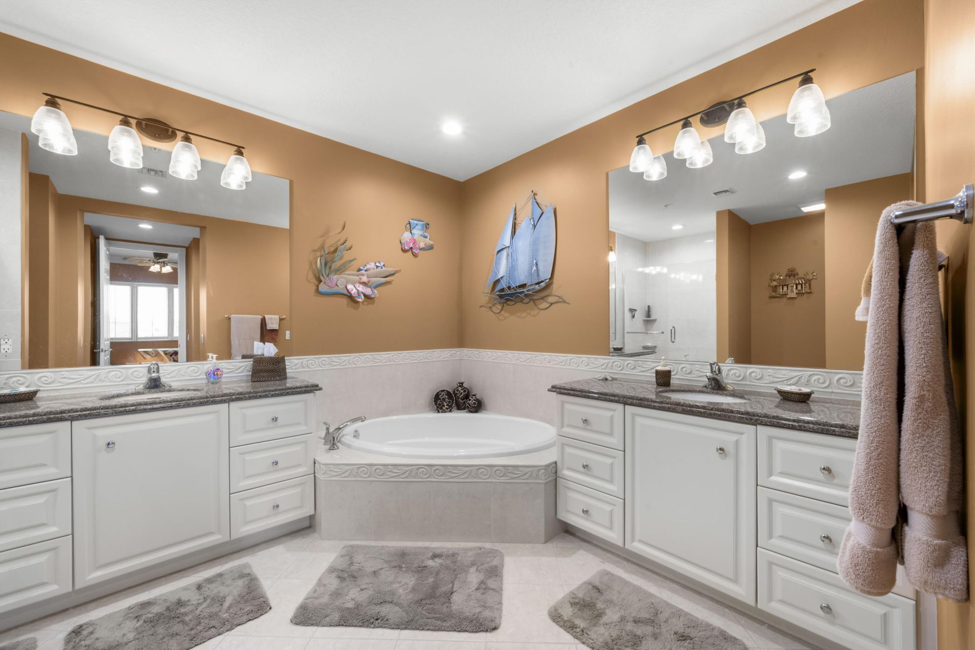 8 Harbour Isle Drive E, Unit Ph5, Fort Pierce, FL 34949 Photo