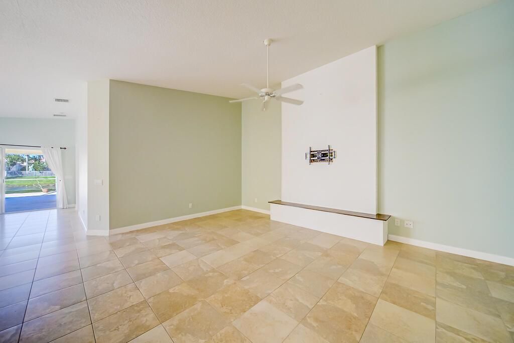 8199 Saint Johns Court, Wellington, FL 33414 Photo