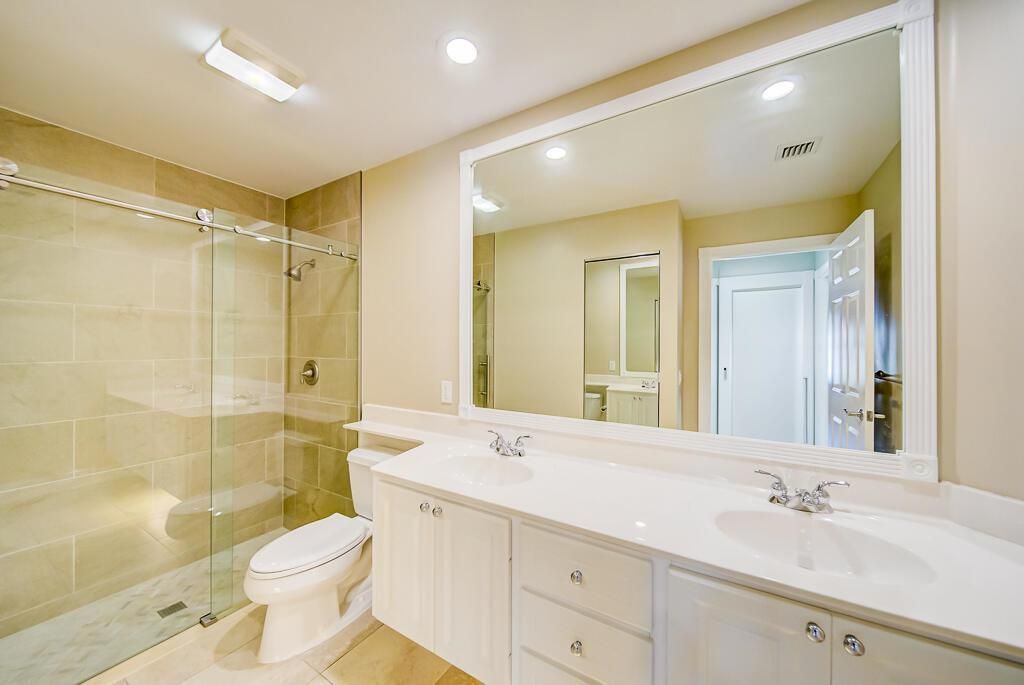 8199 Saint Johns Court, Wellington, FL 33414 Photo