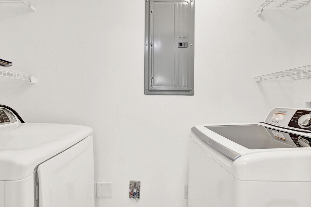 9901 Baywinds Drive, Unit 3305, West Palm Beach, FL 33411 Photo