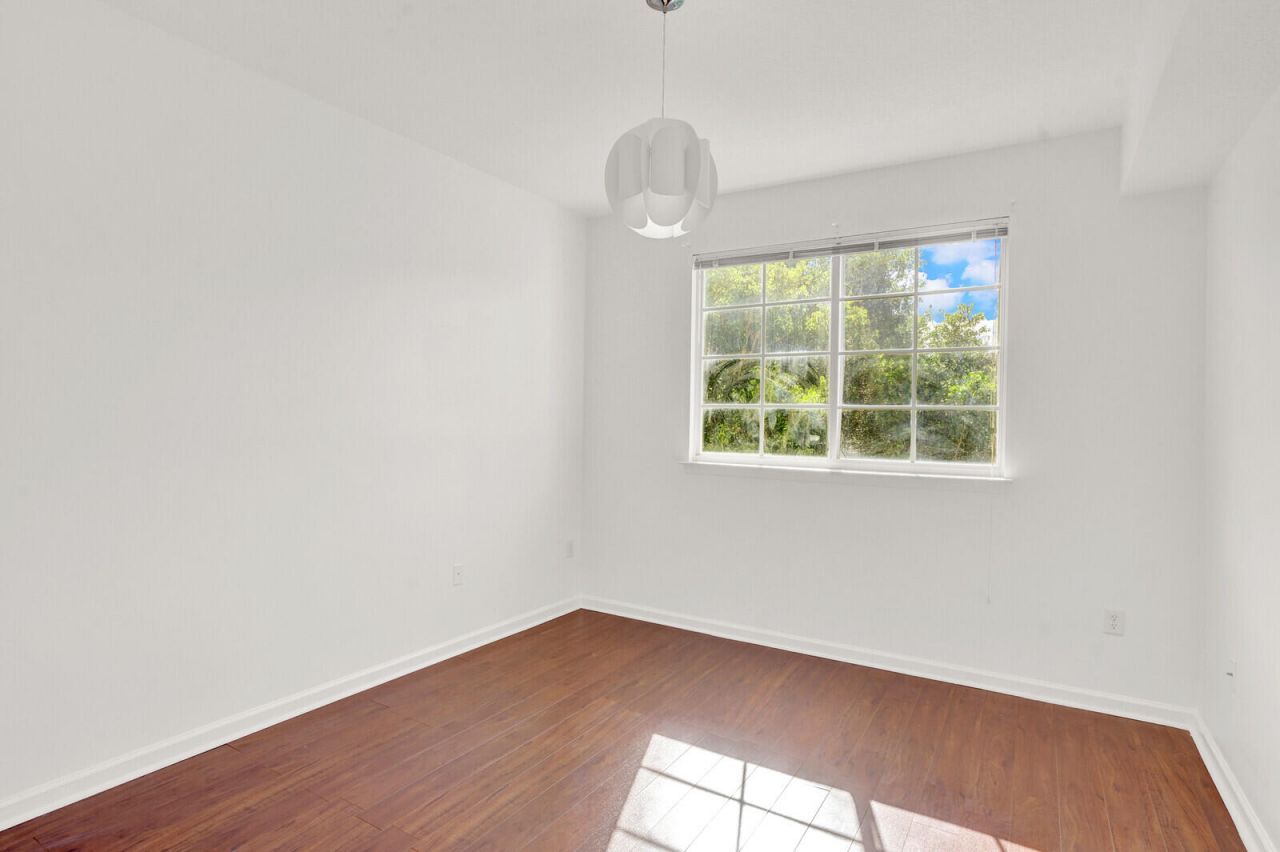 9901 Baywinds Drive, Unit 3305, West Palm Beach, FL 33411 Photo