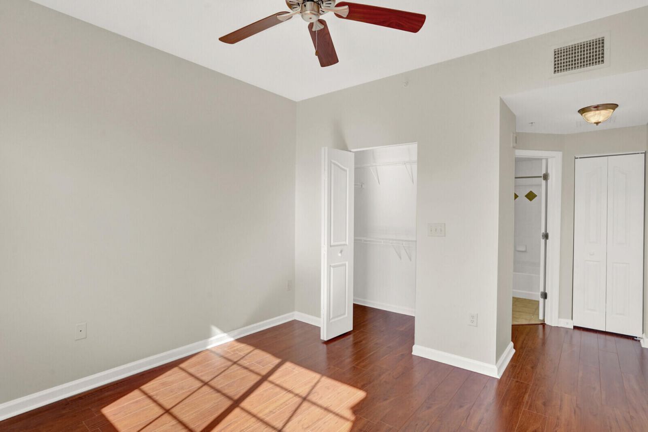 9901 Baywinds Drive, Unit 3305, West Palm Beach, FL 33411 Photo