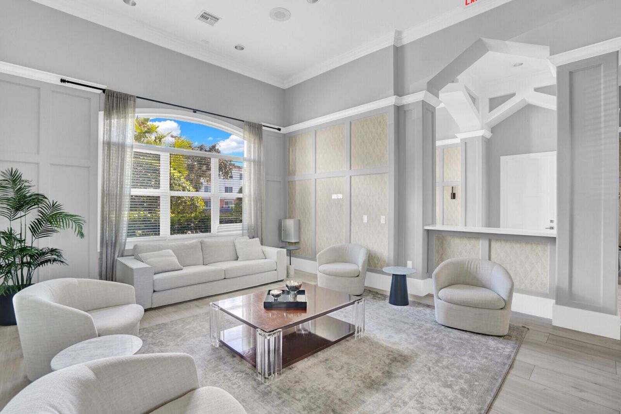 9901 Baywinds Drive, Unit 3305, West Palm Beach, FL 33411 Photo