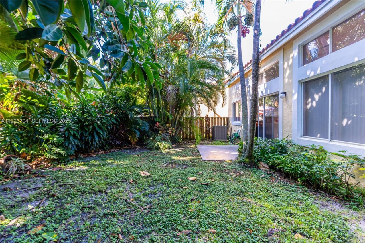 10132 NW 4th St, Plantation, FL 33324 Photo