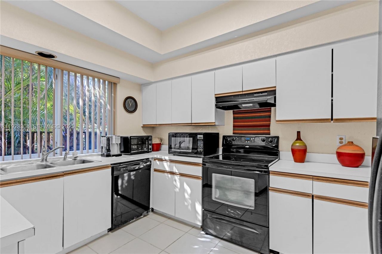 10132 NW 4th St, Plantation, FL 33324 Photo