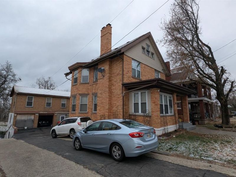4758 Glenway Avenue, Cincinnati, OH 45238 Photo 2