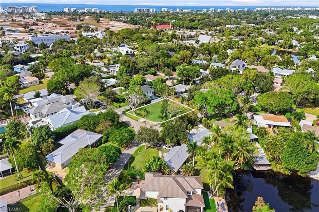 1165 8th Ter N, Naples, FL 34102 Photo