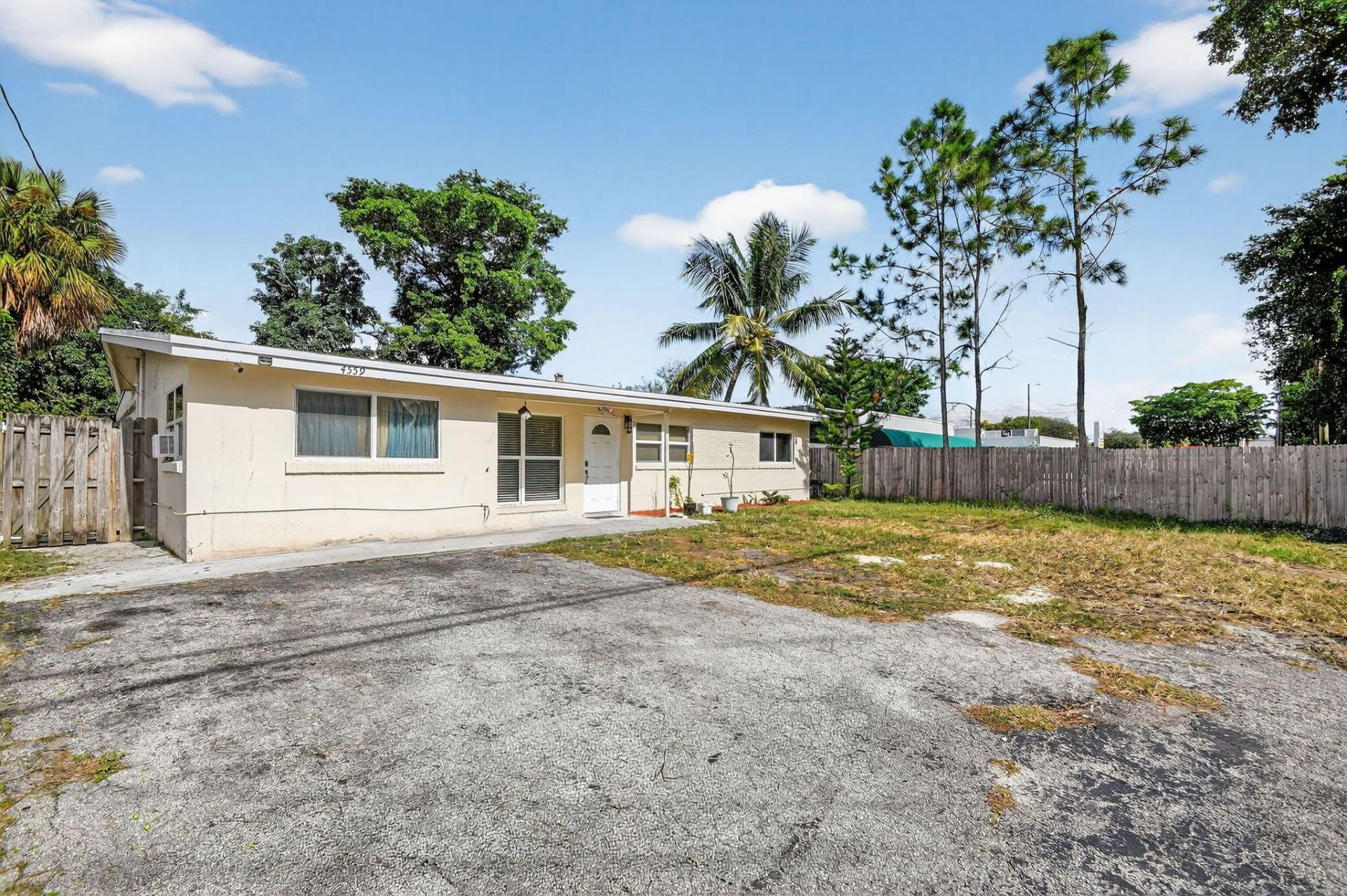 4559 Cole Street, West Palm Beach, FL 33417 Photo