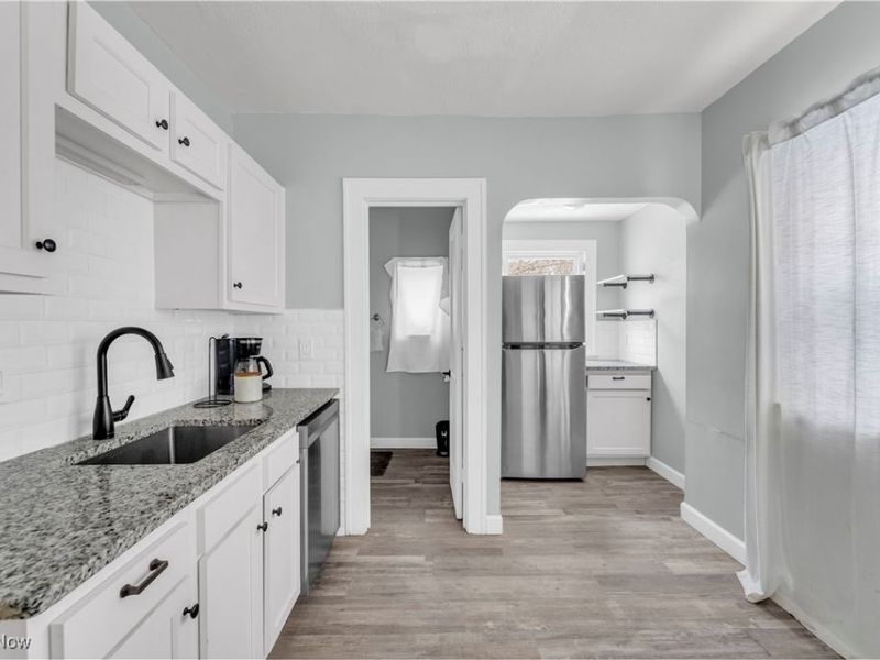 2017 Goodnor Road, Cleveland Heights, OH 44118 Photo 3