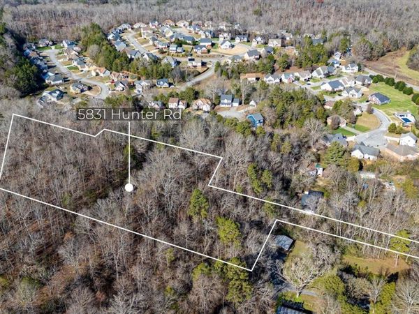 5831 Hunter Road, Ooltewah, TN 37363