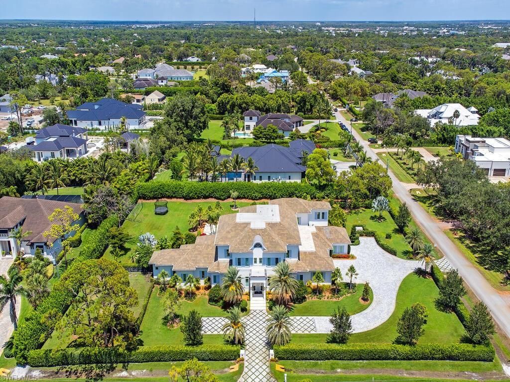 188 West St, Naples, FL 34108 Photo