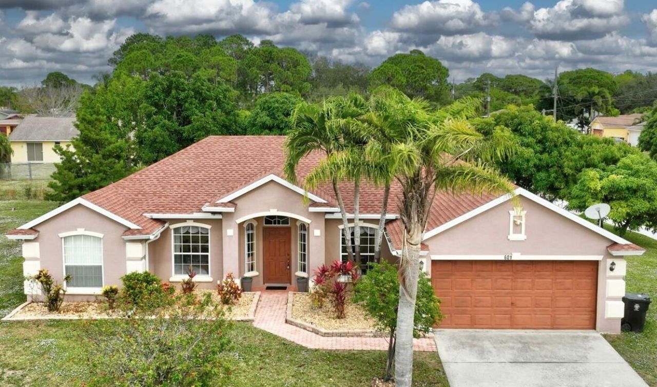 601 NW Riverside Drive, Port Saint Lucie, FL 34983 Photo