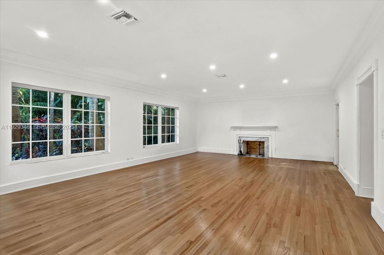 4190 Ingraham Hwy, Miami, FL 33133 Photo