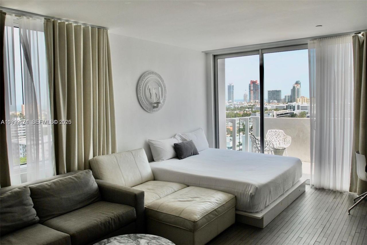 1100 West Ave, Unit PH 1601, Miami Beach, FL 33139 Photo