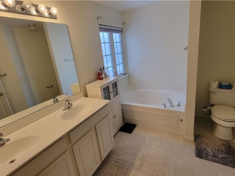 683 Whippoorwill Lane, Wadsworth, OH 44281 Photo 19