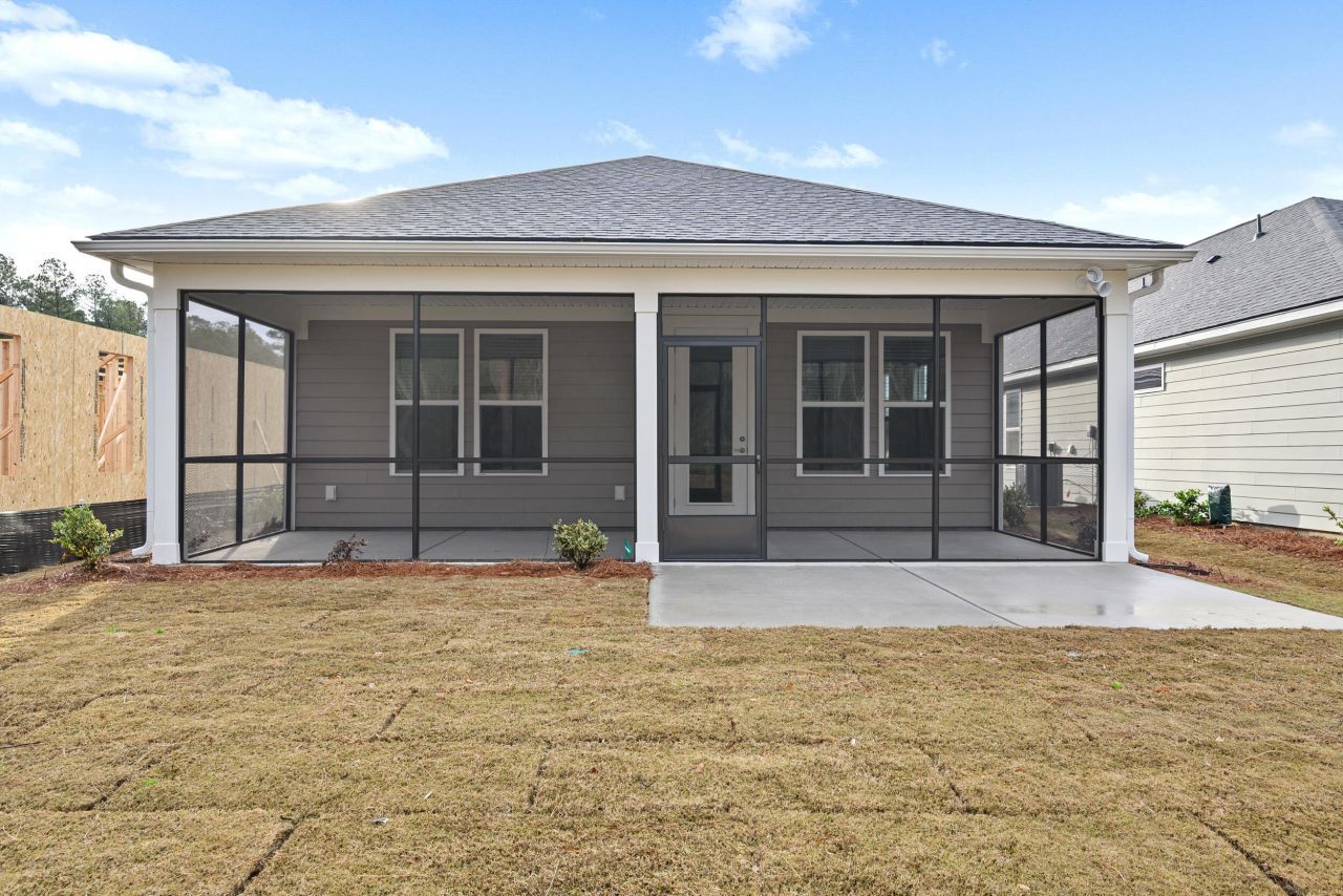 725 Coral Bells Lane Photo 17