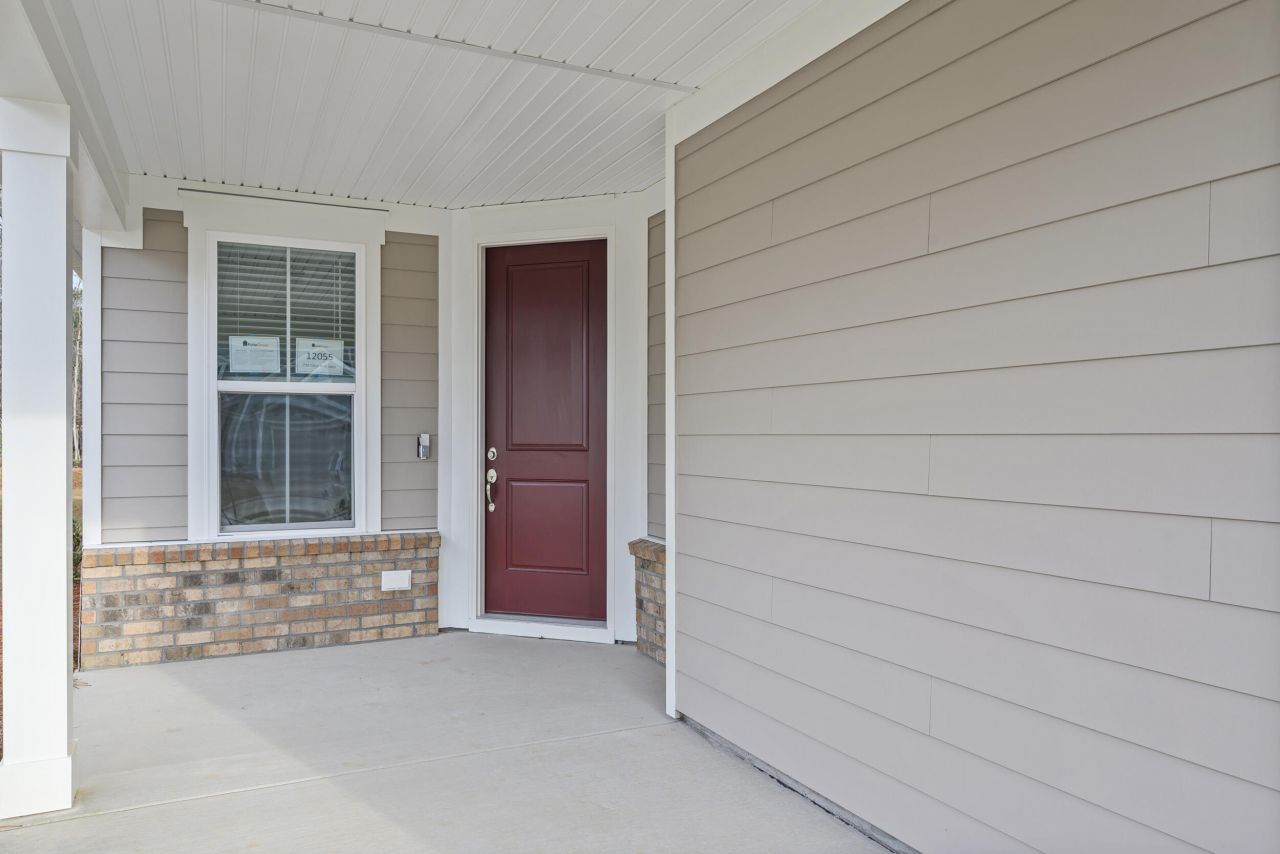 725 Coral Bells Lane Photo 2