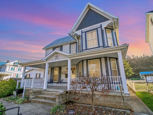 114 E 4th Street, Augusta, KY 41002