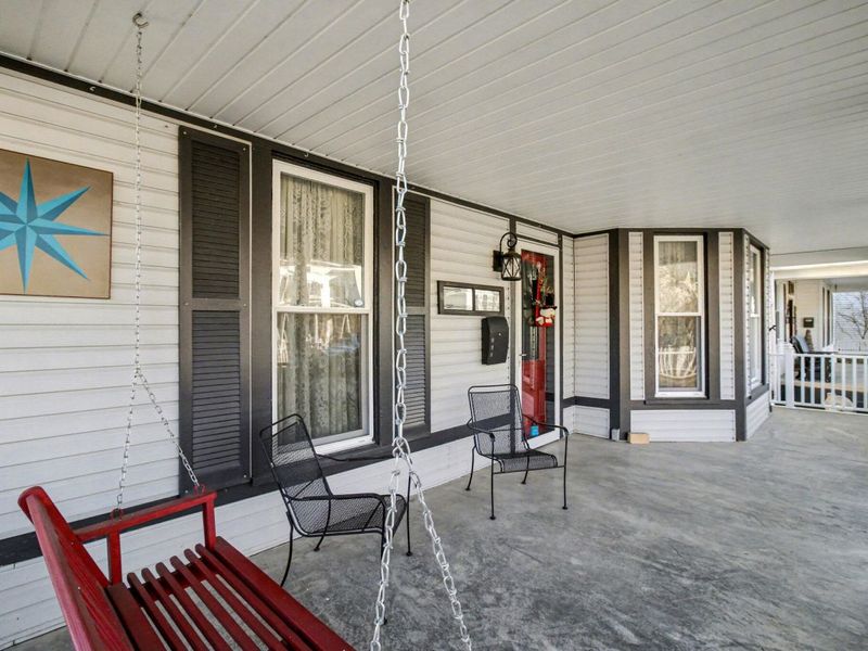 114 E 4th Street, Augusta, KY 41002 Photo 3