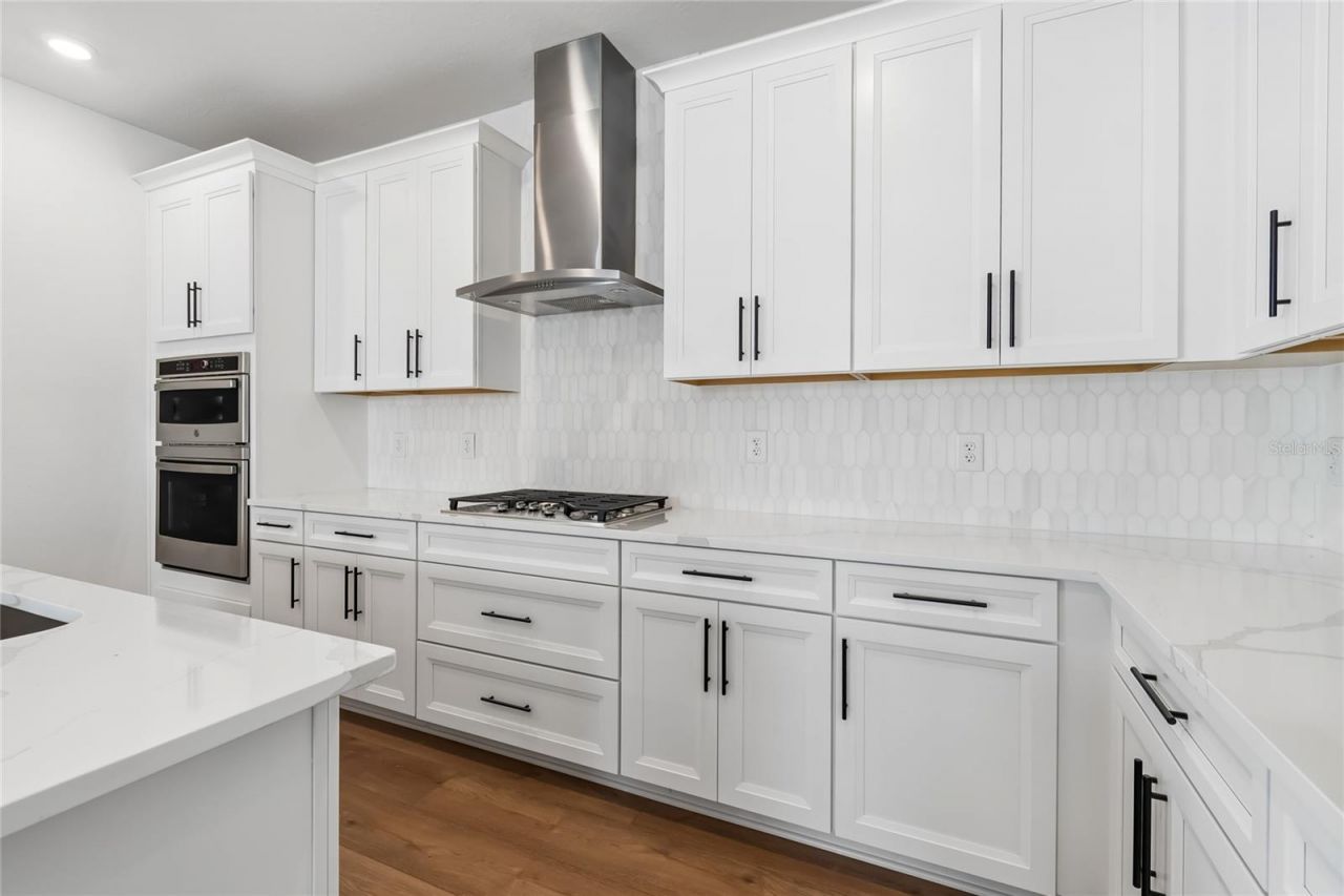 8111 Seaflower Parkway, Bradenton, FL 34210 Photo