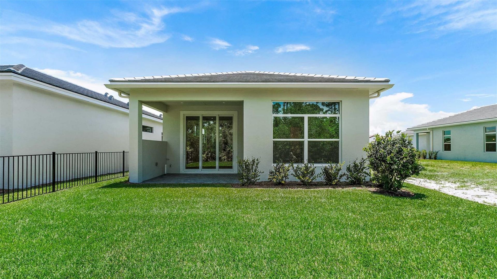 212 SE Via Sangro, Port Saint Lucie, FL 34952 Photo