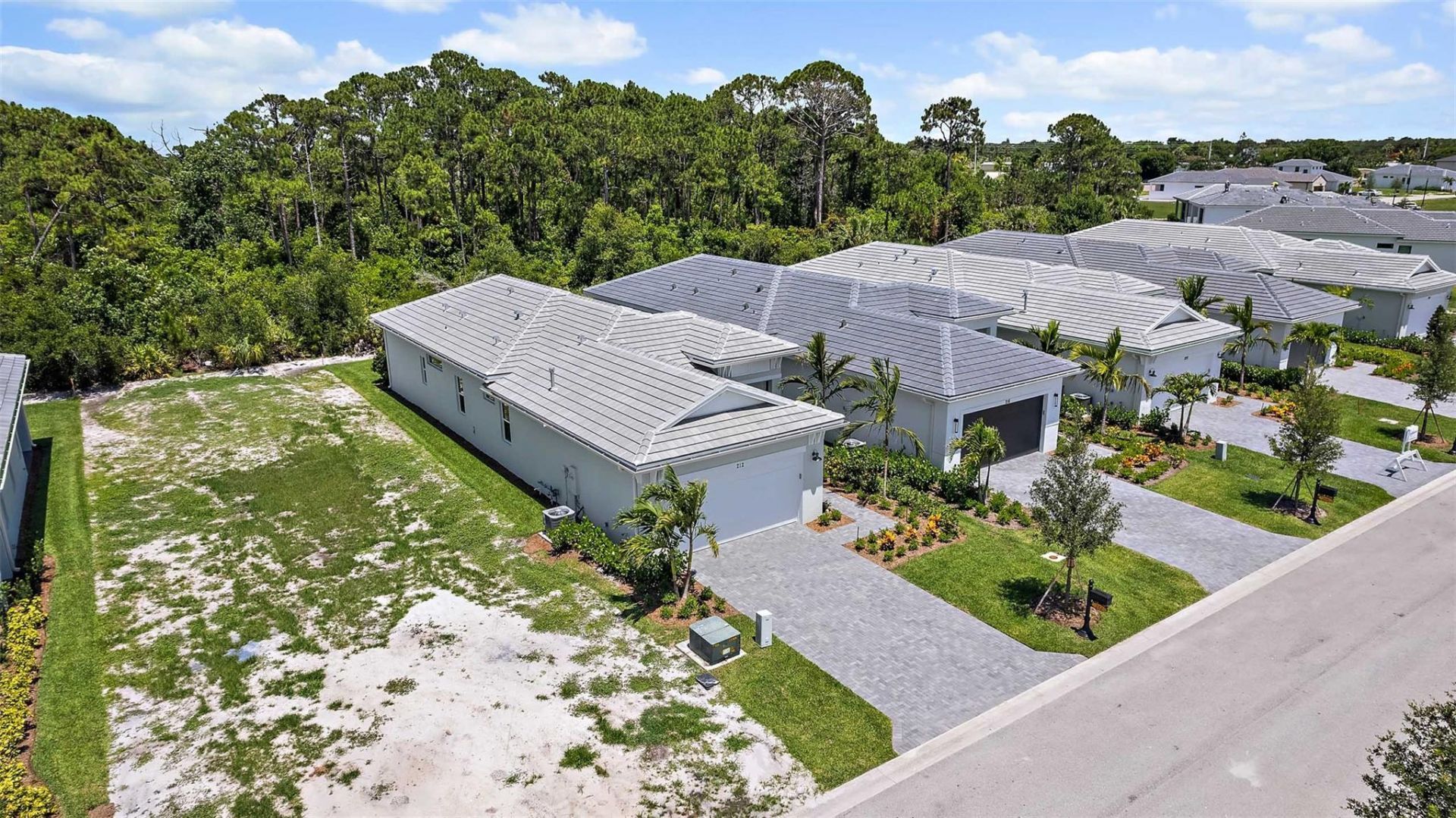 212 SE Via Sangro, Port Saint Lucie, FL 34952 Photo