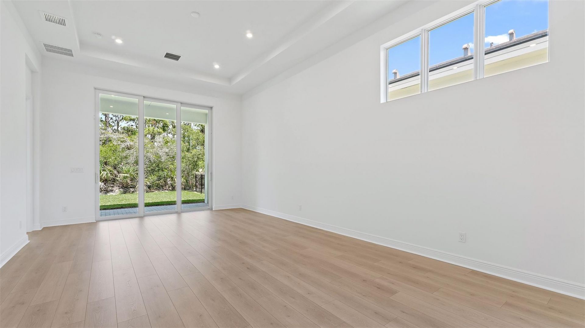 212 SE Via Sangro, Port Saint Lucie, FL 34952 Photo