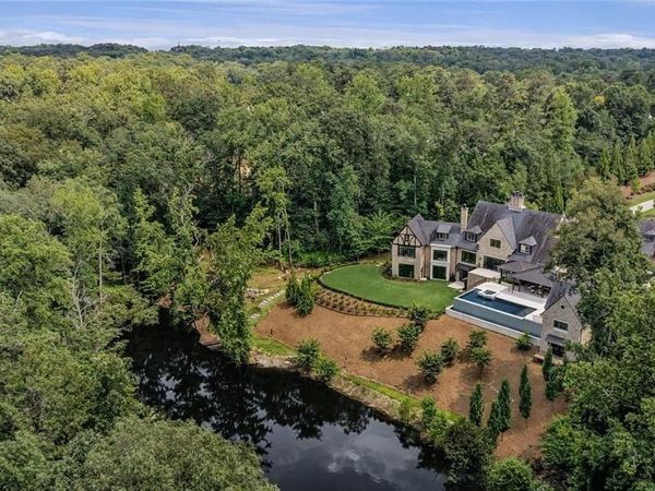 4725 Northside Drive, Atlanta, GA 30327