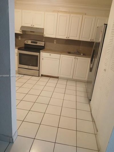 5100 SW 41st St, Unit 208, Pembroke Park, FL 33023 Photo