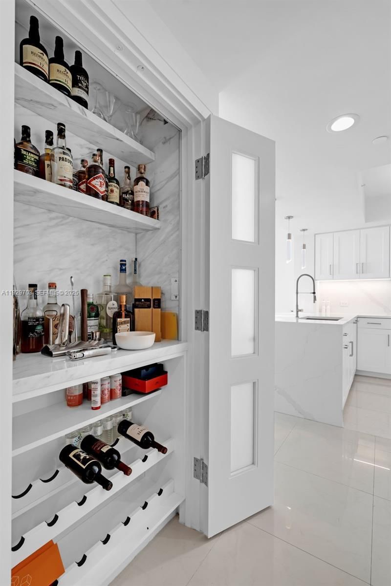 2831 N Ocean Blvd, Unit 602N, Fort Lauderdale, FL 33308 Photo