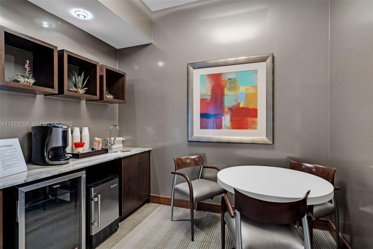 2831 N Ocean Blvd, Unit 602N, Fort Lauderdale, FL 33308 Photo