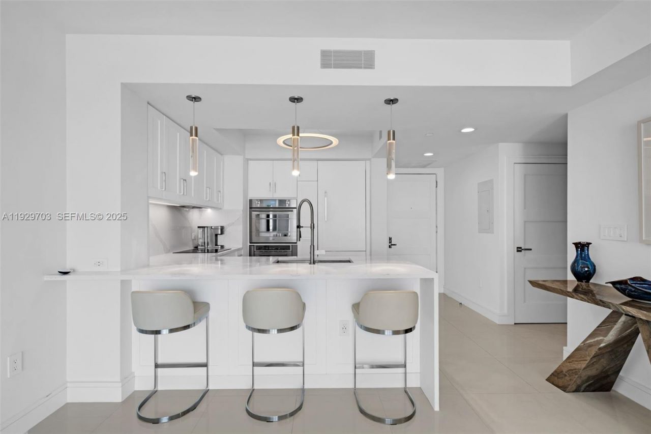 2831 N Ocean Blvd, Unit 602N, Fort Lauderdale, FL 33308 Photo