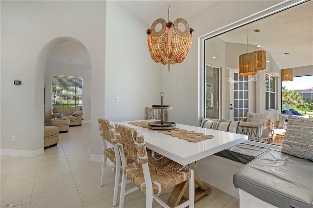 1020 Tivoli Ln, Naples, FL 34104 Photo