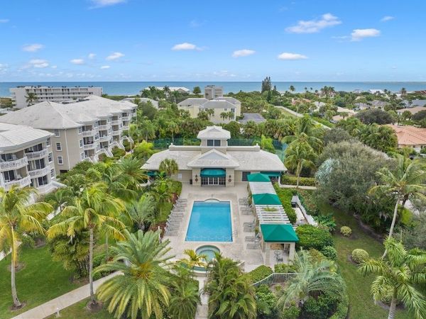 940 Turtle Cove Lane, Unit 302, Vero Beach, FL 32963