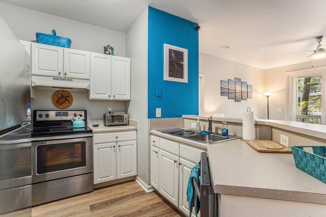 60 Fenwick Hall Allee 723 Photo 11