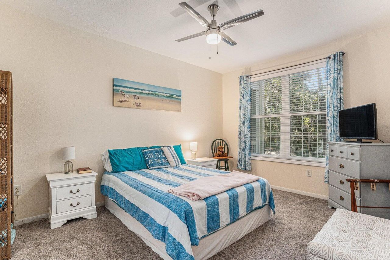 60 Fenwick Hall Allee 723 Photo 14