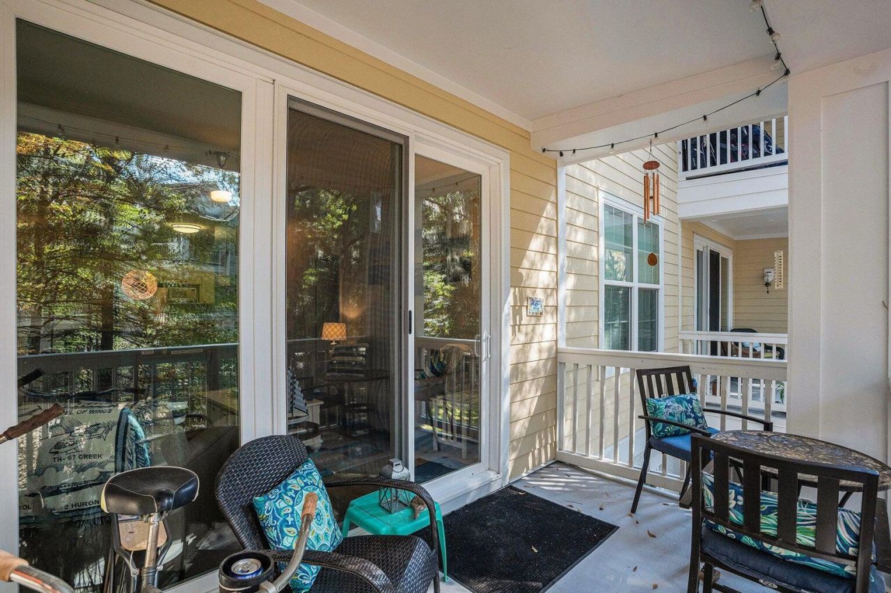 60 Fenwick Hall Allee 723 Photo 26