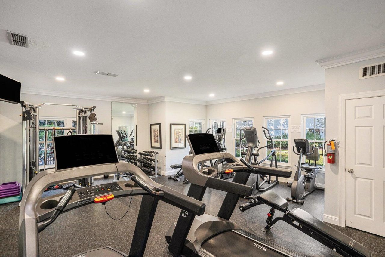 60 Fenwick Hall Allee 723 Photo 27