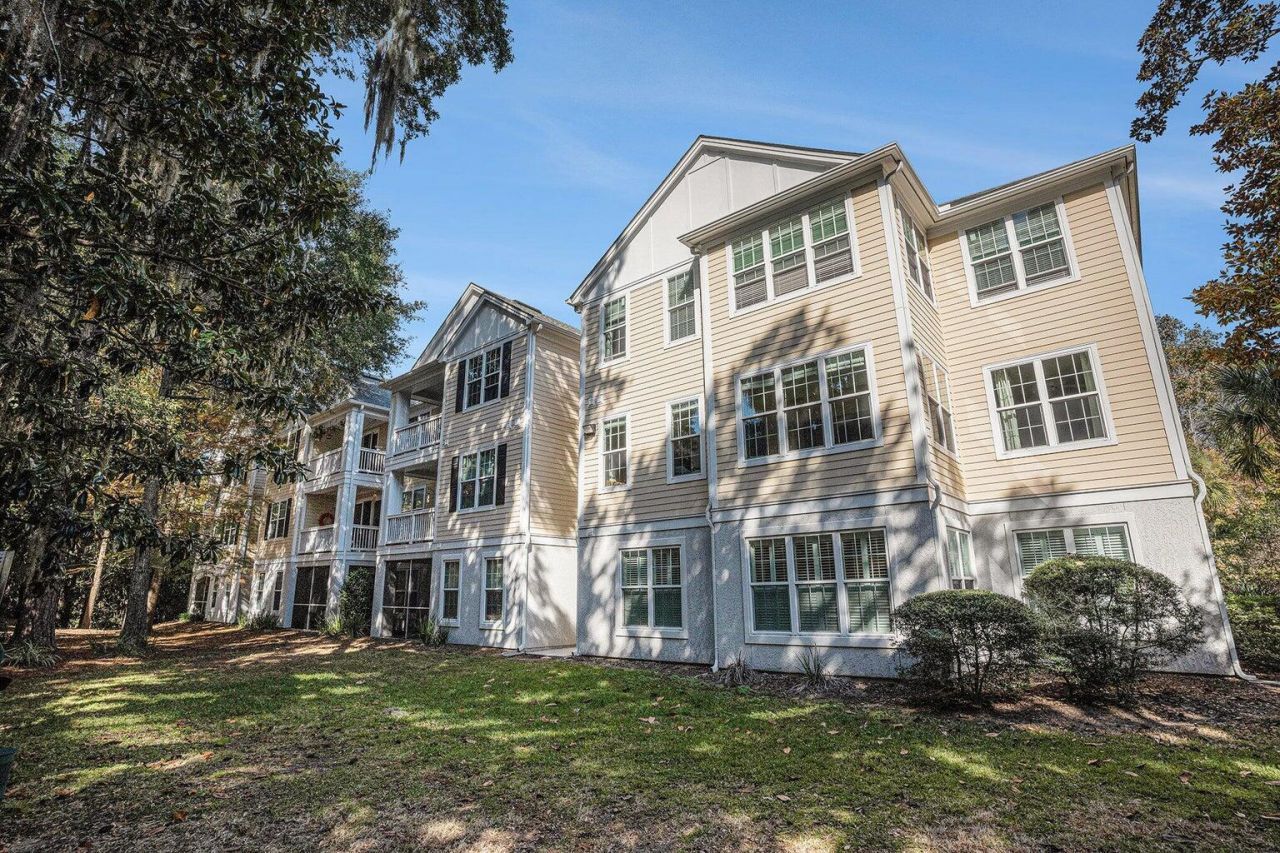 60 Fenwick Hall Allee 723 Photo 29